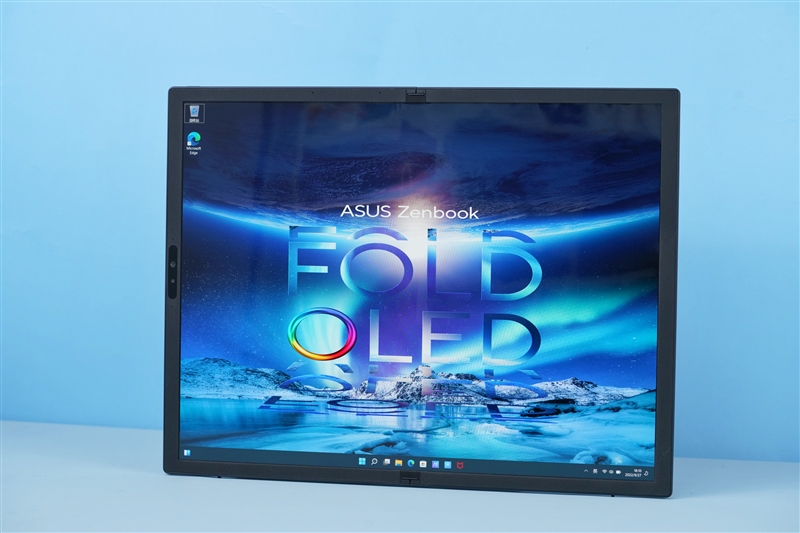 17.3-inch luxury folding screen! ASUS Lingyao X Fold Evaluation: One can be used as six.