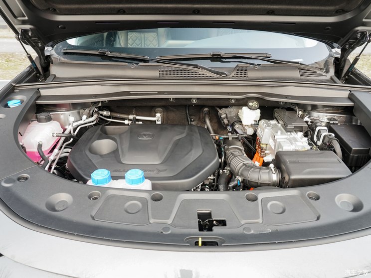 Changan Automobile Changan UNI-K New Energy 2022 Blue Whale iDD 1.5T distinguished model Changan Automobile Changan UNI-K New Energy 2022 Blue Whale iDD 1.5T distinguished model
